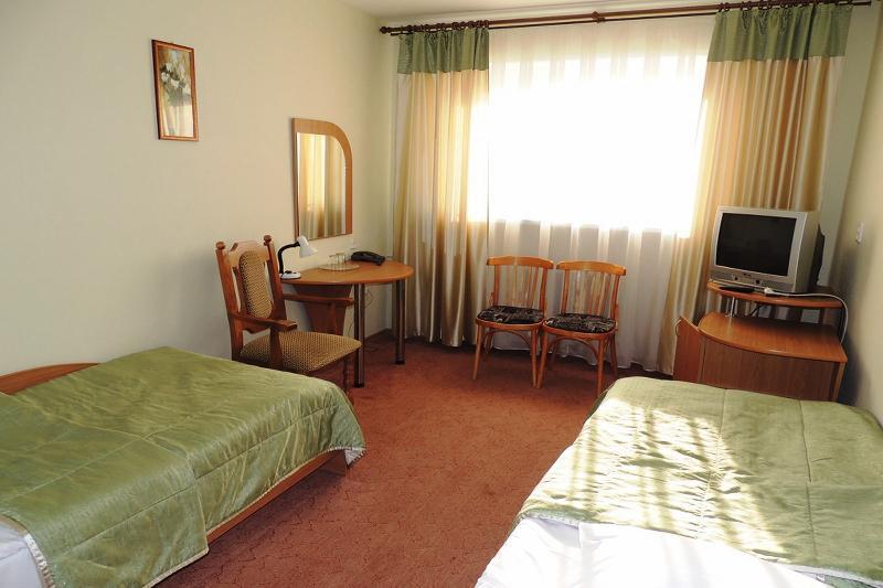 Hotel Vetraz Vitebsk Esterno foto