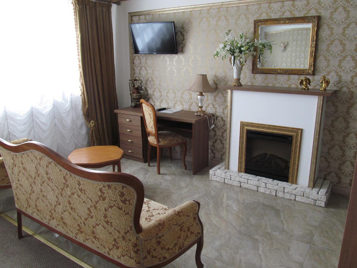 Hotel Vetraz Vitebsk Esterno foto